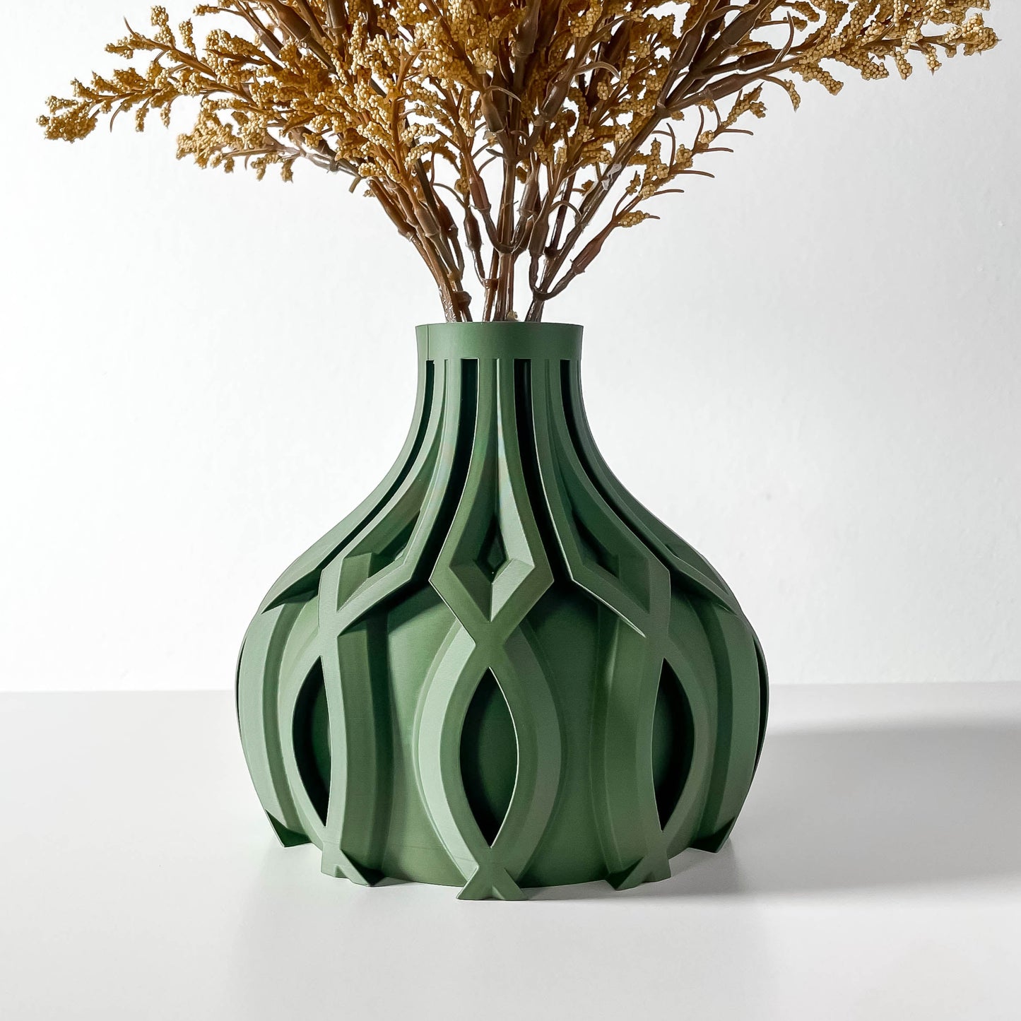 Vase court "Echo"